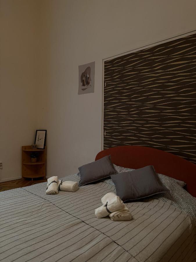 Old Town Apart Apartamento Budapeste Exterior foto